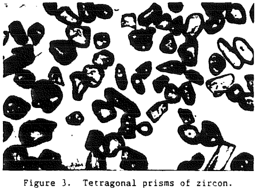 zircon-tetragonal-prisms