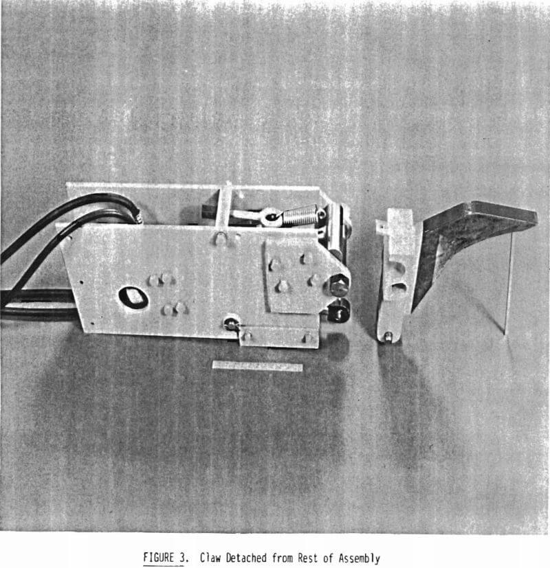 claw-hammer detached from rest of assembly