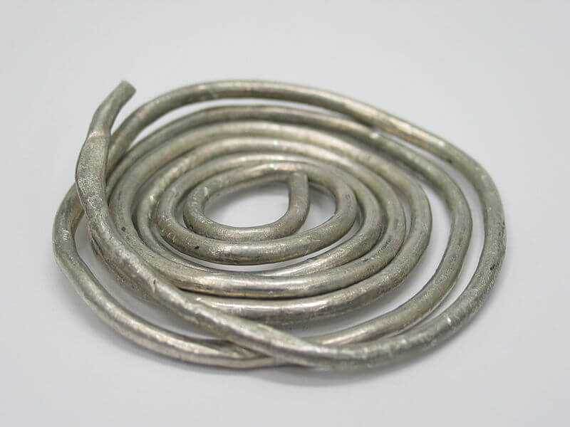 800px Indium wire