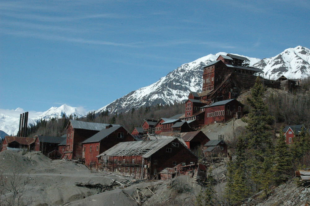 Abandoned copper mine of Kennecott mod