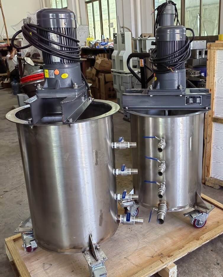 Stainless-Steel-Agitating-Tank-1