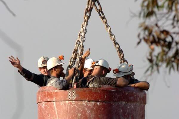 Workers rescued from Ballarat gold mine mod